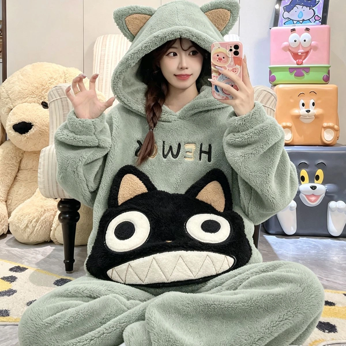 New 2026 Women's Coral Fleece Hooded Pajama Set, Thick Warm Cute Cartoon Animal Loungewear, Oversized Plus Size Fall Winter Sleepwear for Curvy Women, Fits up to 200 Lbs